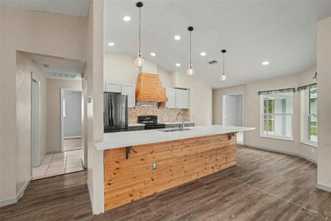 Casa en venta en Spring Hill, Florida, 3 dormitorios, 167.78 m2 № 2386356 - foto 12