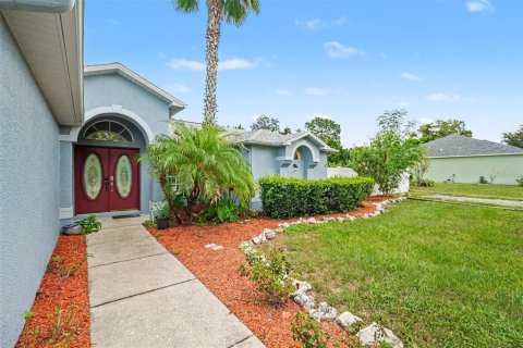 Casa en venta en Spring Hill, Florida, 3 dormitorios, 167.78 m2 № 2386356 - foto 5