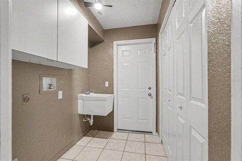 Casa en venta en Spring Hill, Florida, 3 dormitorios, 167.78 m2 № 2386356 - foto 26