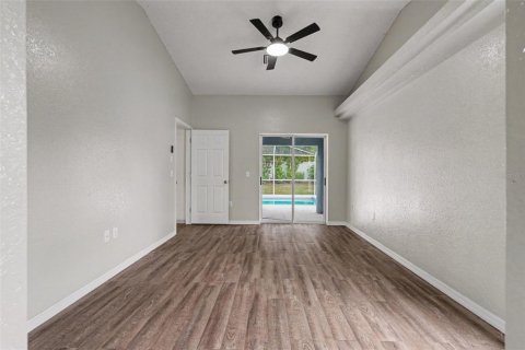 Casa en venta en Spring Hill, Florida, 3 dormitorios, 167.78 m2 № 2386356 - foto 18