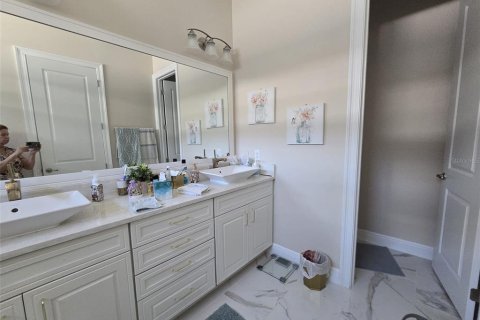 Villa ou maison à vendre à Winter Garden, Floride: 4 chambres, 214.23 m2 № 1800241 - photo 17