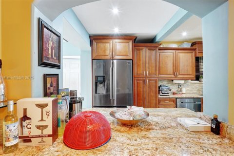 House in Miramar, Florida 3 bedrooms, 143.81 sq.m. № 1882197 - photo 18