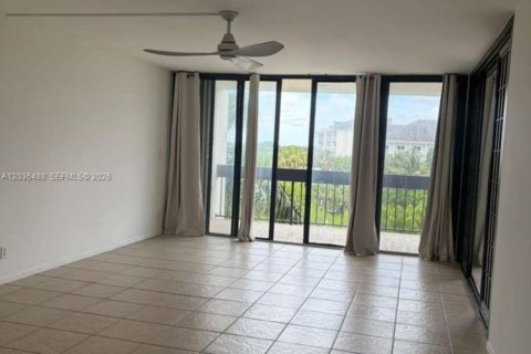 Condo in West Palm Beach, Florida, 2 bedrooms  № 2176439 - photo 10
