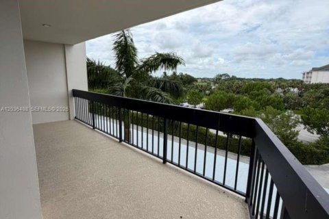Condo in West Palm Beach, Florida, 2 bedrooms  № 2176439