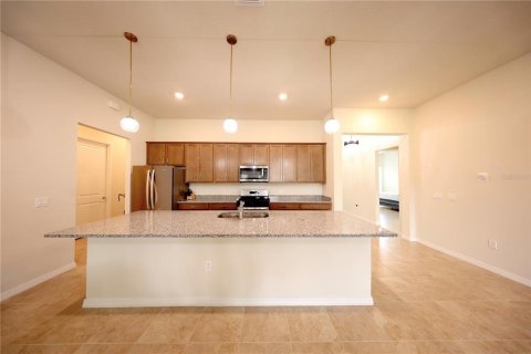 House in Orlando, Florida 4 bedrooms, 216.83 sq.m. № 2206958 - photo 7