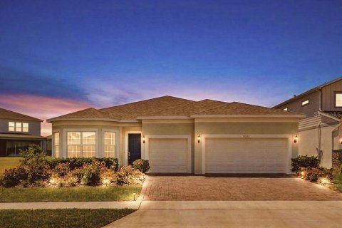 House in Orlando, Florida 4 bedrooms, 216.83 sq.m. № 2206958 - photo 2