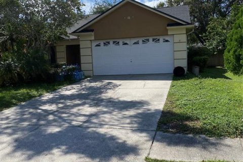 Casa en alquiler en Tampa, Florida, 3 dormitorios, 130.43 m2 № 1898857 - foto 2