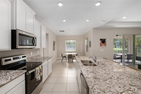 Casa en venta en Ocala, Florida, 4 dormitorios, 264.12 m2 № 2144714 - foto 13