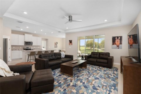 Casa en venta en Ocala, Florida, 4 dormitorios, 264.12 m2 № 2144714 - foto 10