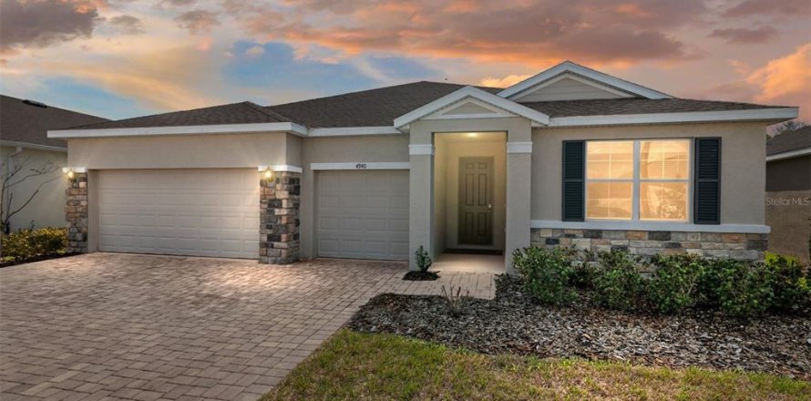 Casa en Ocala, Florida 4 dormitorios, 264.12 m2 № 2144714