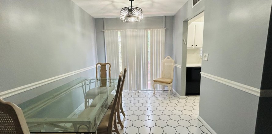 Condo à West Palm Beach, Floride, 2 chambres № 1034053