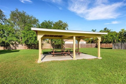 Condo in Sarasota, Florida, 1 bedroom  № 2398872 - photo 19