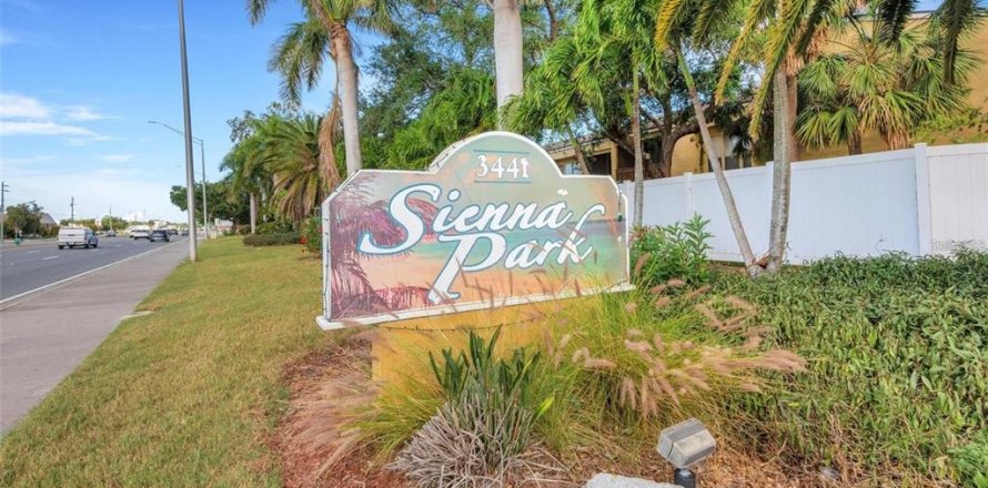 Condo in Sarasota, Florida, 1 bedroom  № 2398872
