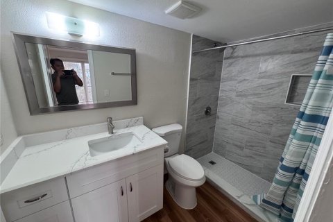 Condo in Sarasota, Florida, 1 bedroom  № 2398872 - photo 12