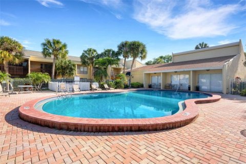 Condo in Sarasota, Florida, 1 bedroom  № 2398872 - photo 18