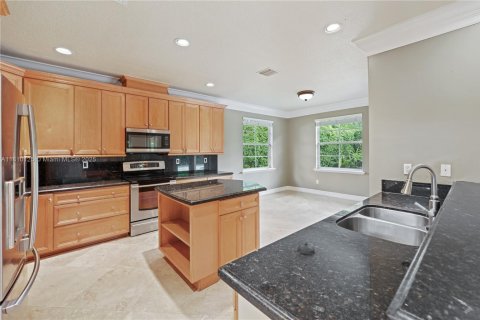 Villa ou maison à vendre à Miami, Floride: 4 chambres, 380.25 m2 № 1752927 - photo 19