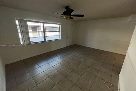 Copropriété à louer à Deerfield Beach, Floride: 1 chambre, 66.89 m2 № 2055533 - photo 17