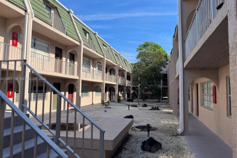 Copropriété à louer à Deerfield Beach, Floride: 1 chambre, 66.89 m2 № 2055533 - photo 9