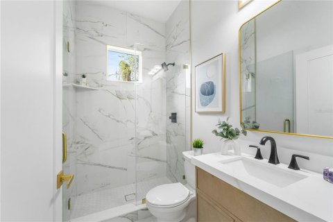 Casa en venta en Tampa, Florida, 4 dormitorios, 221.48 m2 № 2337345 - foto 26