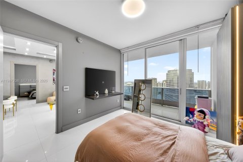 Copropriété à vendre à Miami, Floride: 2 chambres, 114.92 m2 № 2091388 - photo 24