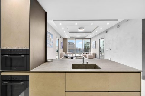 Copropriété à vendre à Miami, Floride: 2 chambres, 114.92 m2 № 2091388 - photo 16
