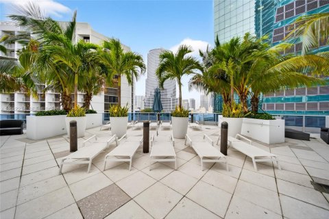 Copropriété à vendre à Miami, Floride: 2 chambres, 114.92 m2 № 2091388 - photo 8