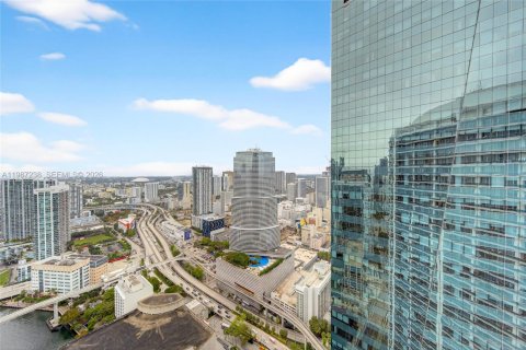 Copropriété à vendre à Miami, Floride: 2 chambres, 114.92 m2 № 2091388 - photo 10
