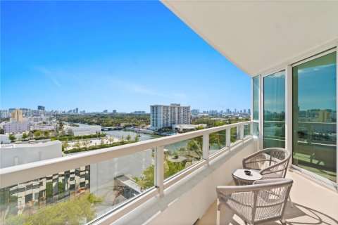 Condominio en venta en Miami Beach, Florida, 1 dormitorio, 93.09 m2 № 2154907 - foto 20