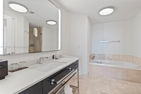 Condominio en venta en Miami Beach, Florida, 1 dormitorio, 93.09 m2 № 2154907 - foto 27
