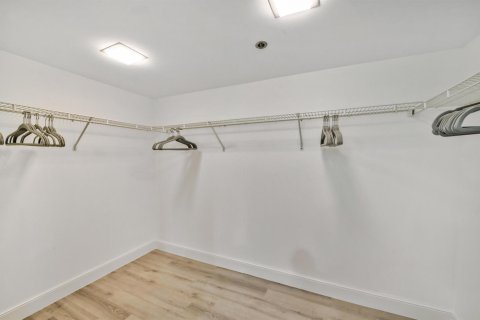 Copropriété à louer à Boca Raton, Floride: 2 chambres, 133.59 m2 № 2251514 - photo 21