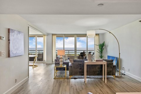 Copropriété à louer à Boca Raton, Floride: 2 chambres, 133.59 m2 № 2251514 - photo 6