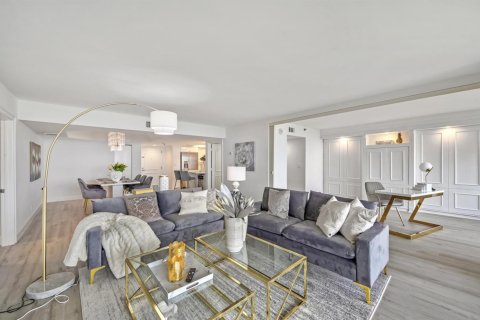 Copropriété à louer à Boca Raton, Floride: 2 chambres, 133.59 m2 № 2251514 - photo 5