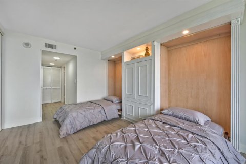 Copropriété à louer à Boca Raton, Floride: 2 chambres, 133.59 m2 № 2251514 - photo 24