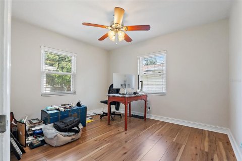 Casa en venta en Saint Petersburg, Florida, 3 dormitorios, 138.42 m2 № 1766218 - foto 14