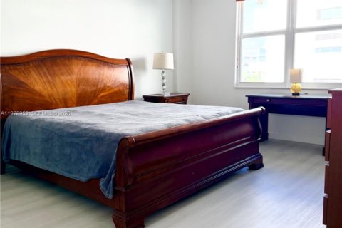 Copropriété à louer à Hollywood, Floride: 1 chambre, 78.69 m2 № 2046315 - photo 12