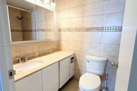 Copropriété à louer à Hollywood, Floride: 1 chambre, 78.69 m2 № 2046315 - photo 21