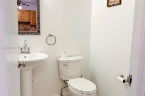 Copropriété à louer à Hollywood, Floride: 1 chambre, 78.69 m2 № 2046315 - photo 17