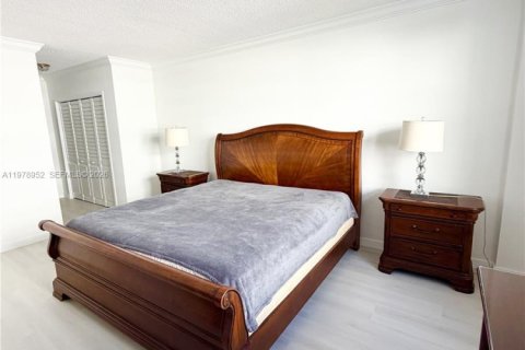 Copropriété à louer à Hollywood, Floride: 1 chambre, 78.69 m2 № 2046315 - photo 11