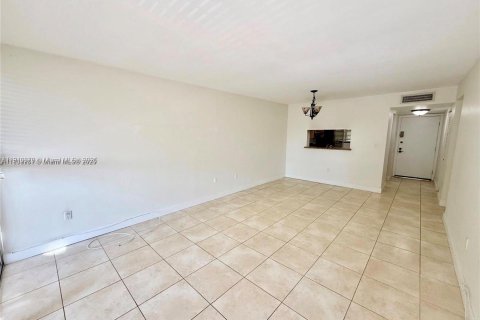 Copropriété à vendre à Miami, Floride: 2 chambres, 86.96 m2 № 1966571 - photo 3