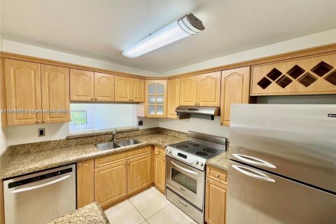 Copropriété à vendre à Miami, Floride: 2 chambres, 86.96 m2 № 1966571 - photo 1