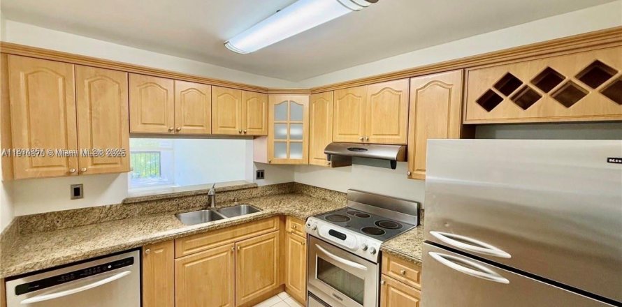 Condo à Miami, Floride, 2 chambres № 1966571