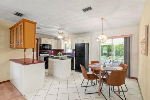 House in Palm Coast, Florida 2 bedrooms, 93.27 sq.m. № 1873604 - photo 9