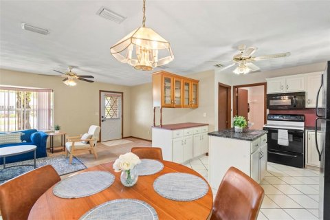 House in Palm Coast, Florida 2 bedrooms, 93.27 sq.m. № 1873604 - photo 11