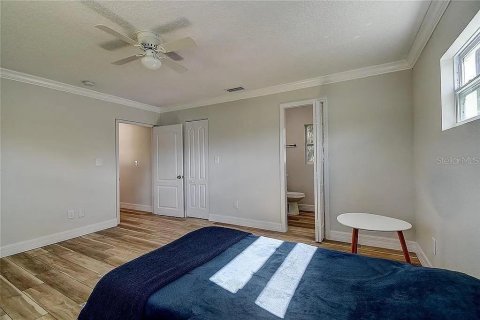 House in Sarasota, Florida 4 bedrooms, 243.4 sq.m. № 2224658 - photo 19