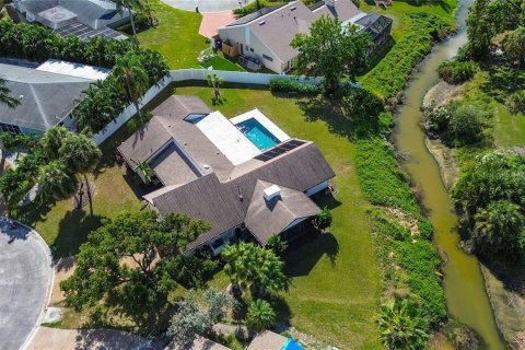 House in Sarasota, Florida 4 bedrooms, 243.4 sq.m. № 2224658 - photo 25