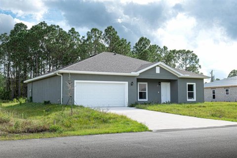 House in Palm Bay, Florida 4 bedrooms, 160.16 sq.m. № 1609619 - photo 2