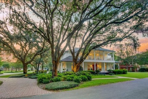 Casa en venta en Fort Walton Beach, Florida, 5 dormitorios, 424.28 m2 № 561815 - foto 1