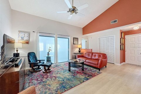 House in Clearwater, Florida 2 bedrooms, 114.73 sq.m. № 1537443 - photo 4
