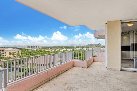 Condo in Key Biscayne, Florida, 4 bedrooms  № 1725834 - photo 7