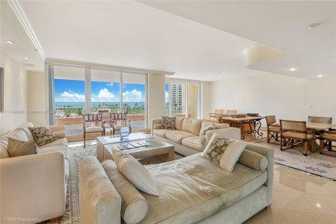 Condo in Key Biscayne, Florida, 4 bedrooms  № 1725834 - photo 2